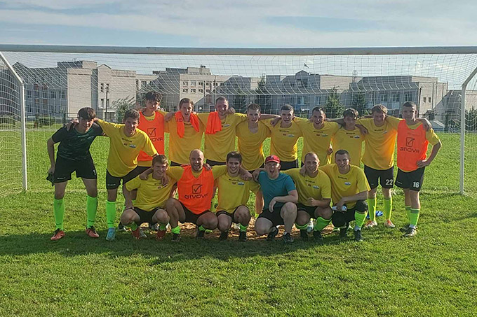 Футбольная команда «Вихра». Секрет успеха