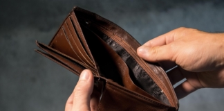 В Беларуси «тунеядцы» будут платить по полной за жилищно-коммунальные услуги.