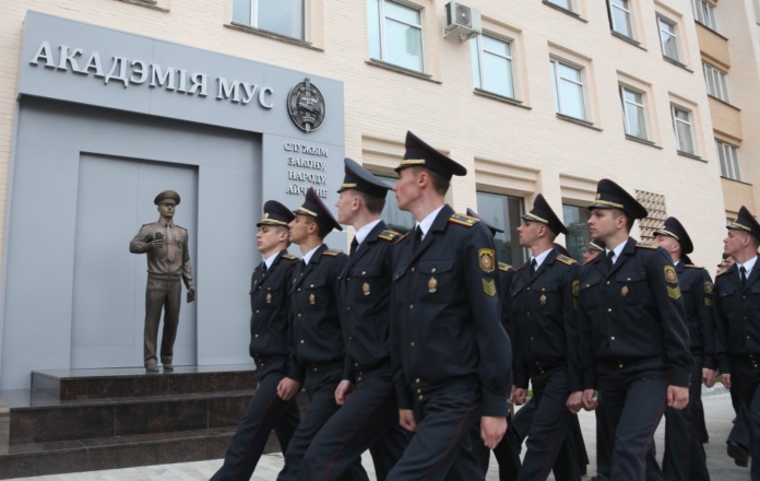 Академия МВД проведёт День открытых дверей для выпускников.