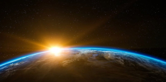 На Солнце за сутки зафиксировали более десяти мощных вспышек