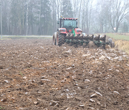 Посмотрите, какие работы ведутся на полях района