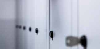 Вещи в камере хранения: кто несёт ответственность