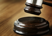 В Верховном Суде напомнили, когда ругань считается мелким хулиганством