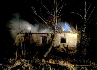 В Мстиславском районе из-за самодельной бани в доме произошёл пожар.