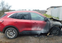 Пенсионер поджёг машину из-за личной неприязни.