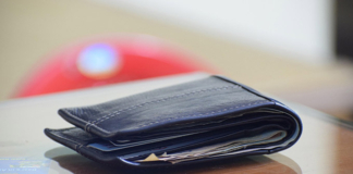 Ежемесячная доплата и профессиональное пенсионное страхование