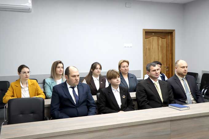 Перспективные кадры: как в Мстиславле отбирают будущих руководителей