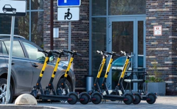 Поездка на электросамокате стоила водителю 250 базовых величин Поездка на электросамокате стоила водителю 250 базовых величин.