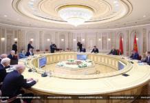 Президент Беларуси встретился с губернатором Кировской области