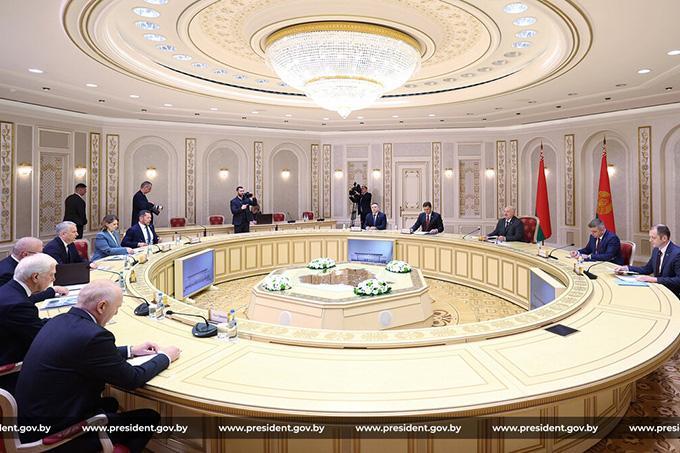 Президент Беларуси встретился с губернатором Кировской области
