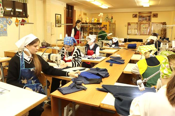 Кто в школе получает профессию