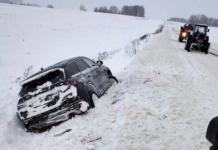 Водители оказались в снежном плену. Кто помог