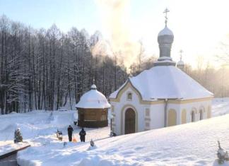 Спасатели помогли Пустынскому монастырю подготовиться к Крещению.