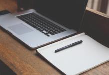 Работникам объяснили, когда при увольнении положены три зарплаты