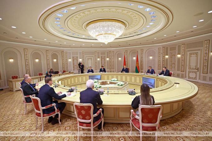 Неделя Президента: переговоры, социальные инициативы и аграрные планы