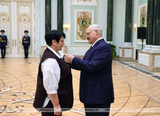 За что Президент Беларуси благодарен белорусским женщинам