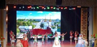 На каком конкурсе отмечена образцовая студия моды «Василёк»