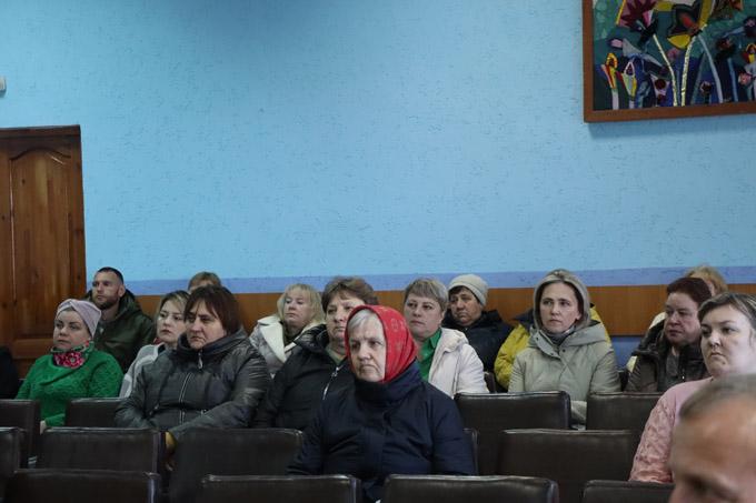 Юрий Блахин провёл Единый день информирования в аг. Мазолово