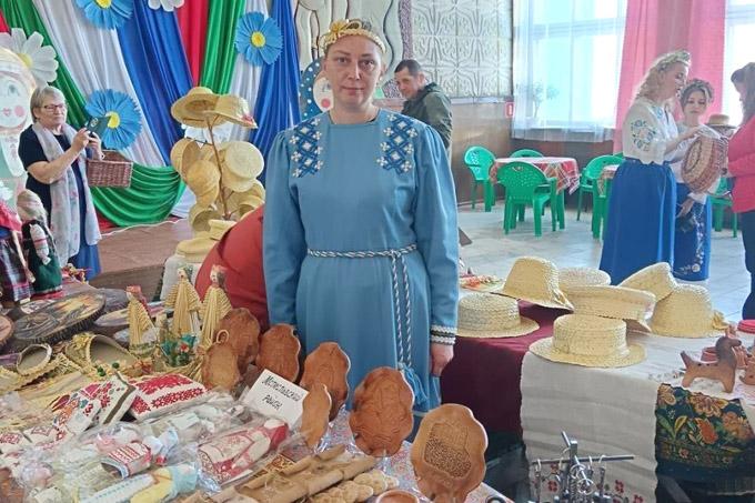 Работники культуры представили район на международном фестивале «Мост дружбы»