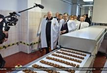 Президент совершил рабочую поездку в Наровлянский район