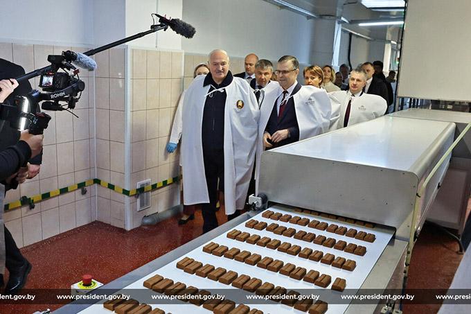 73662.1777285798.51abfacbc3 Президент совершил рабочую поездку в Наровлянский район
