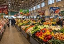 Как покупать продукты на рынке без риска для здоровья: 5 важных правил