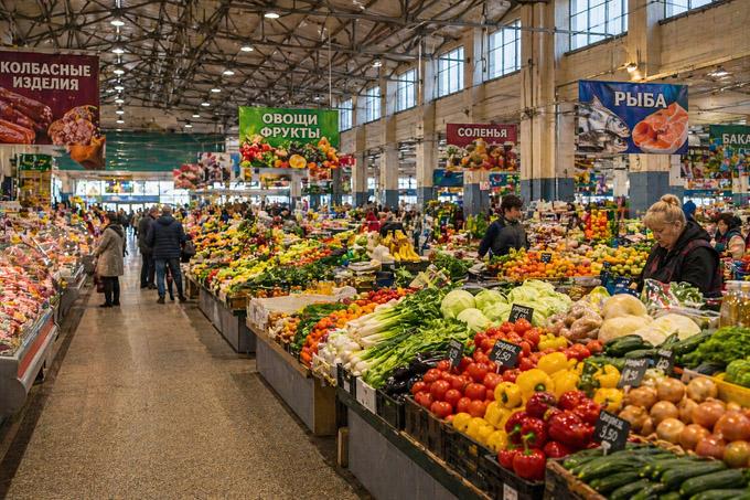 Как покупать продукты на рынке без риска для здоровья: 5 важных правил