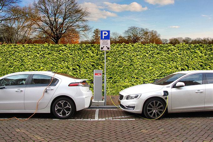 electric-car-2783573_1280 В Беларуси стремительно растёт число электрокаров