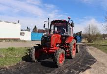«Жилкомхоз» пополнил автопарк новым трактором