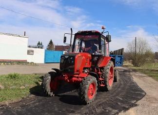 «Жилкомхоз» пополнил автопарк новым трактором