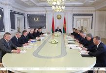 Президент собрал совещание с руководством Совета Министров для рассмотрения проектов правовых актов