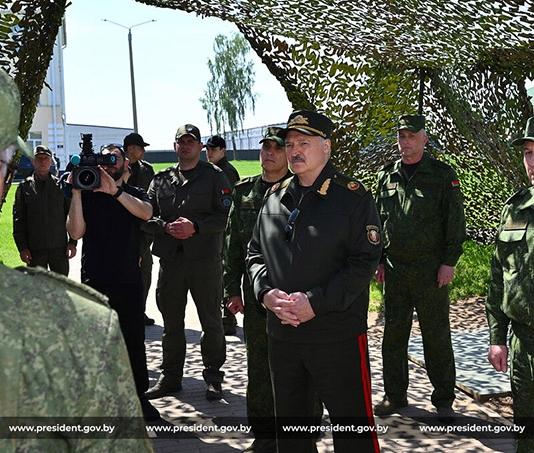 Совместные белорусско-российские манёвры. Учиться воевать, не значит угрожать