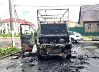 В Мстиславле горел автомобиль.