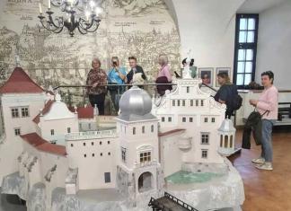 Маршрутом Радзивиллов: как мстиславские педагоги отметили День семьи.