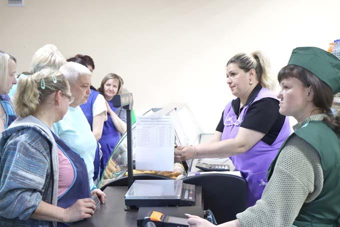 IMG_0370 Новый кафетерий открыли на швейной фабрике в Мстиславле.