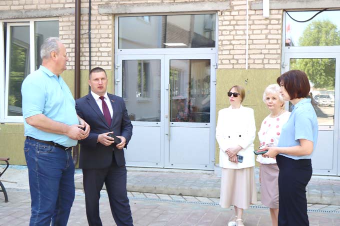 Новый кафетерий открыли на швейной фабрике в Мстиславле