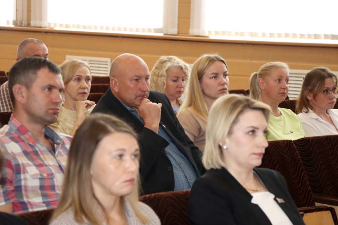 Инна Медведева встретилась с руководителями и специалистами сельхозорганизаций Мстиславского района
