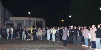 Мстиславль поёт «День Победы» вместе: кульминация 9 мая «Поём „День Победы“ вместе!»