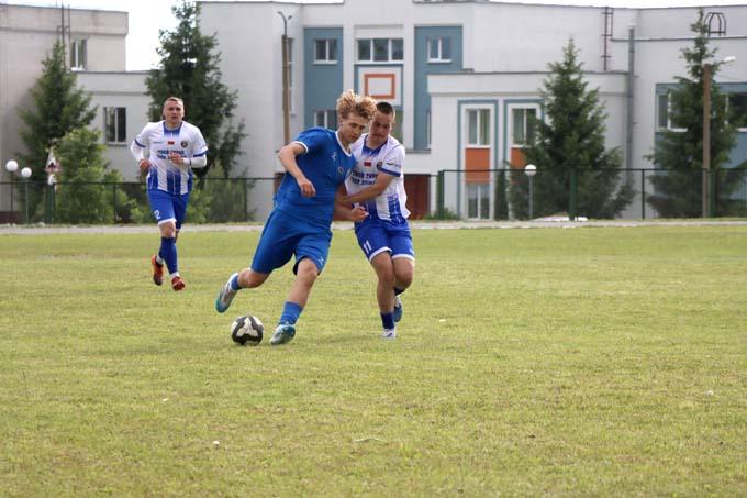 «Вихра» и «Чериков» сыграли вничью 3:3. Фото