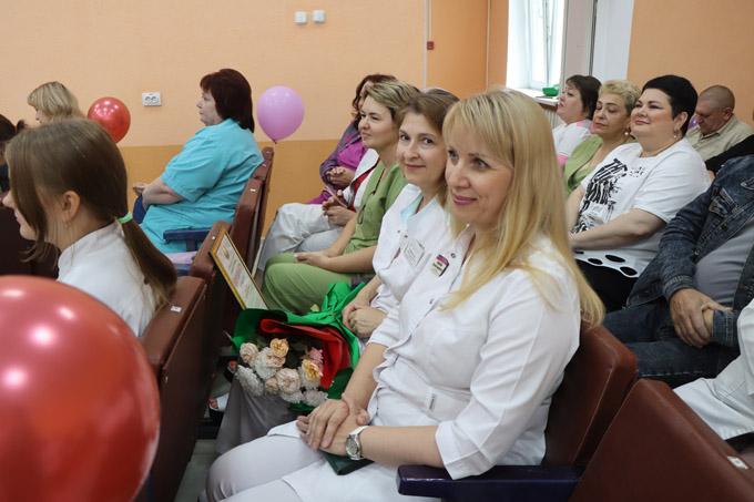 Как отметили профессиональный праздник медицинские работники 