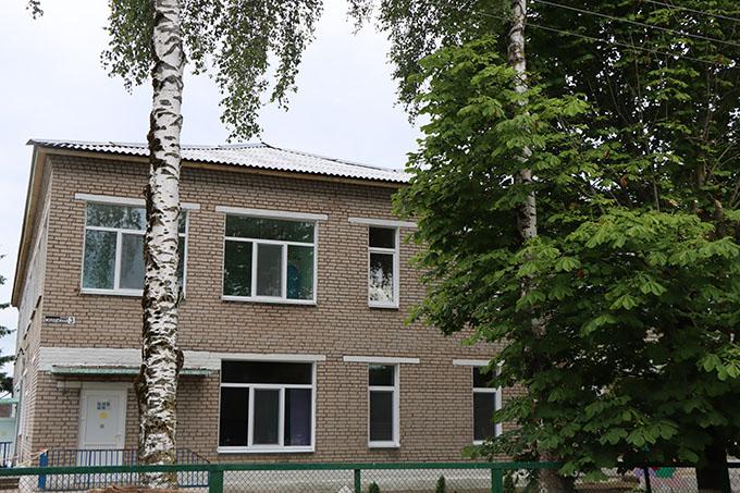 Узнали, как идут ремонтные работы в учреждениях образования района