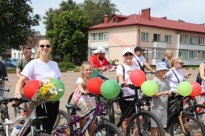 Молодёжь Мстиславщины приняла участие в велопробеге «Код Победы»