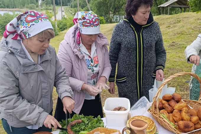 Троица в Андранах: как в районе возрождают народные традиции
