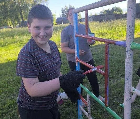 В аг. Мишни обновили детскую площадку