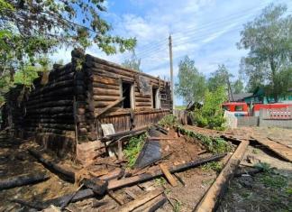 В Мстиславском районе горел жилой дом. Подробности пожара