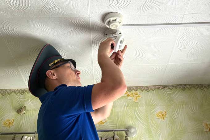 209 домов проверили спасатели в Мстиславском районе. В чём причина
