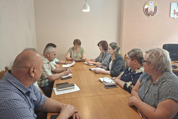 Депутаты обсудили выполнение инвестиционных проектов в районе