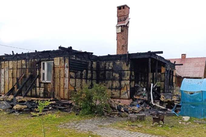 пожар Супруги погибли на пожаре, успев спасти двухлетнего внука.