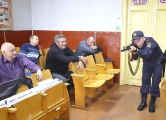 Добровольцы народного ополчения совершенствуют навыки: в Мстиславле прошло очередное занятие