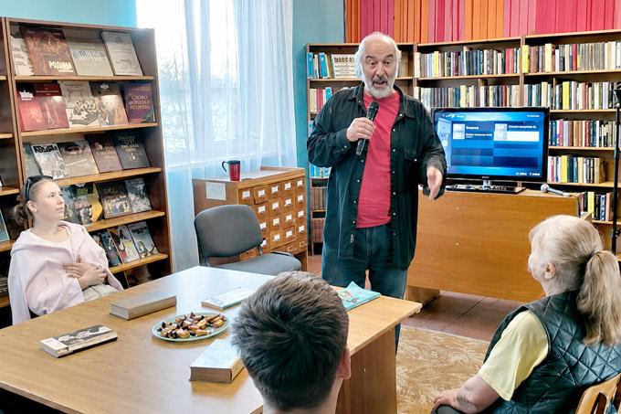 Доронин 2 Встреча с легендой. Народный артист РСФСР Юрий Доронин побывал д. Лютня
